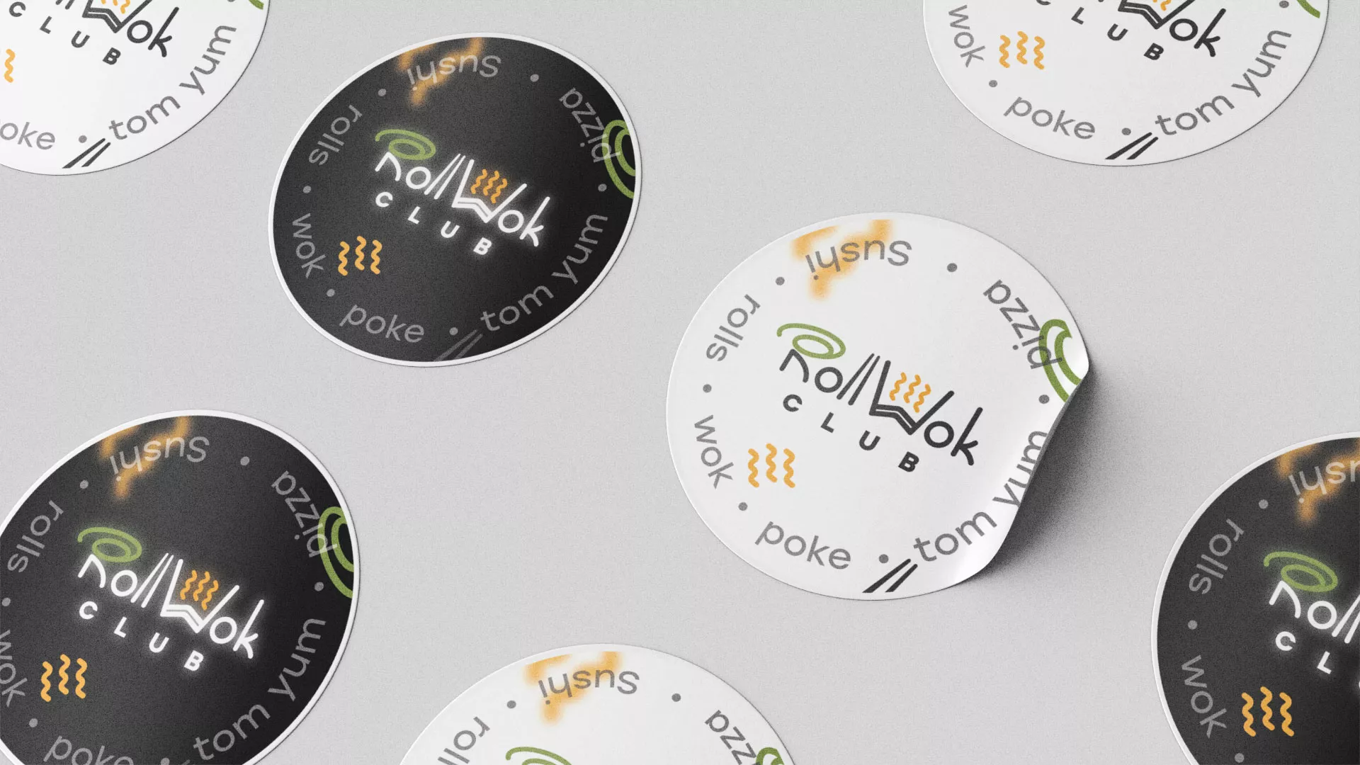 Разработка дизайна наклеек для суши-бара «Roll Wok Club» в Дудинке